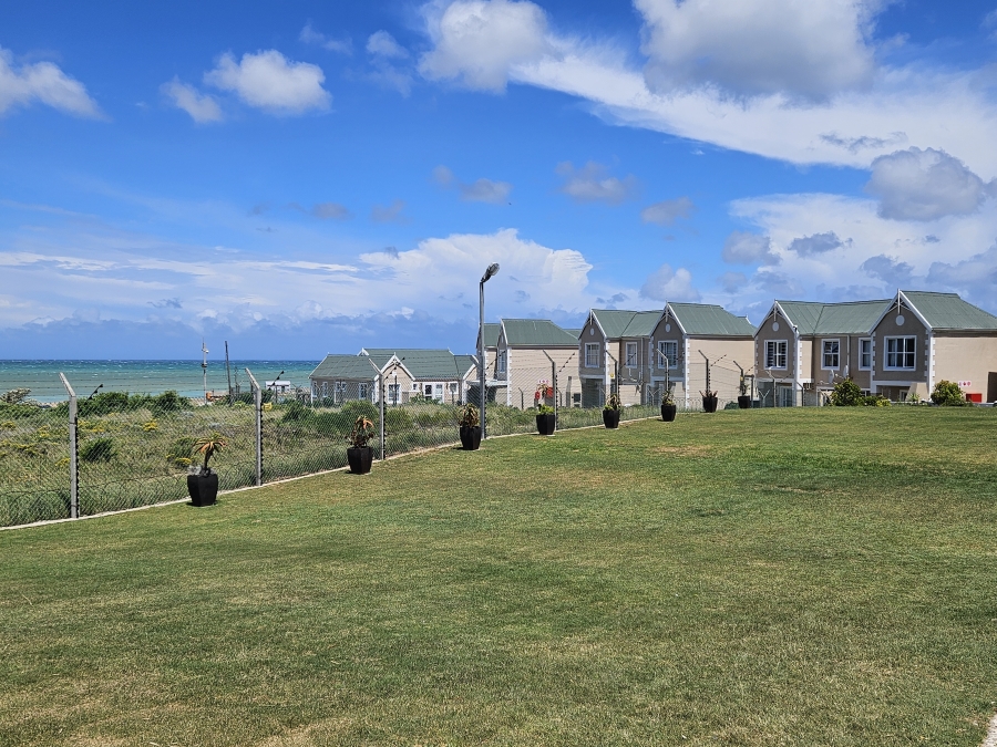 3 Bedroom Property for Sale in Marina Martinique Eastern Cape